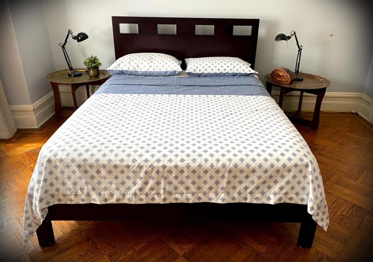 Spacious Bedroom In A Brooklyn House Shared With Host New York City Exterior photo